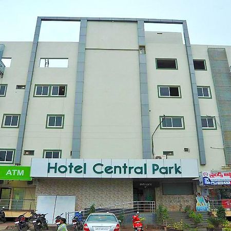 Hotel Central Park Ongole Екстериор снимка