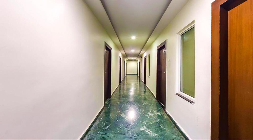 Hotel Central Park Ongole Екстериор снимка