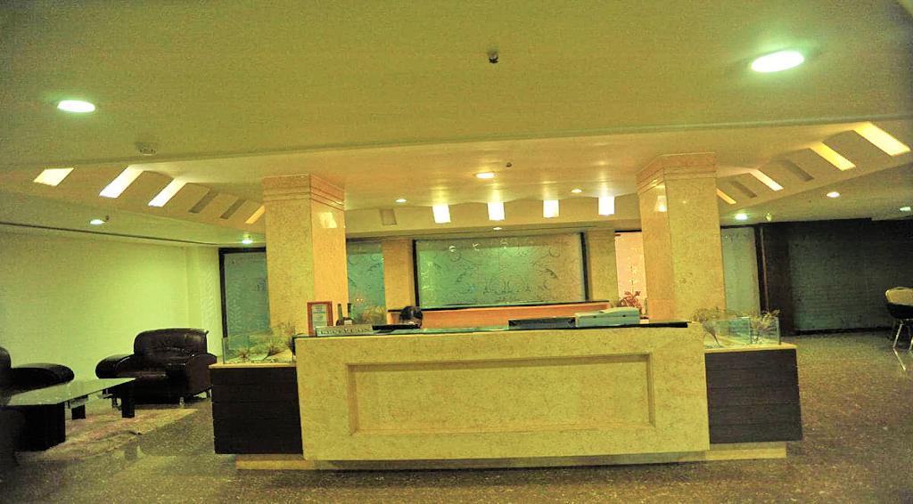 Hotel Central Park Ongole Екстериор снимка