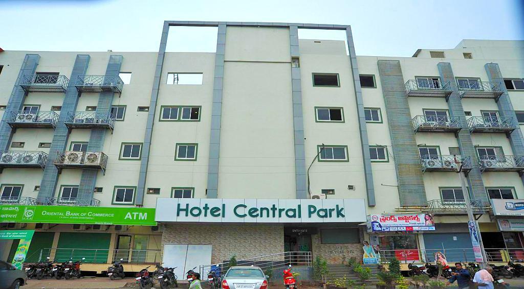 Hotel Central Park Ongole Екстериор снимка